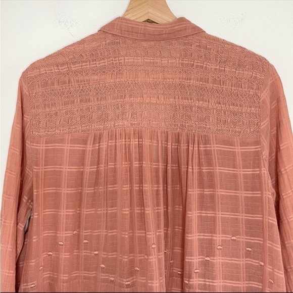 Anthropologie Vanessa Virginia Edisto Dusty Rose
Embroidered Boho Swing Top - Picture 8 of 13